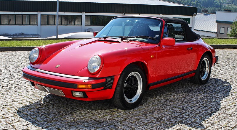 1986 Porsche 911 Carrera 3.2 Cabriolet